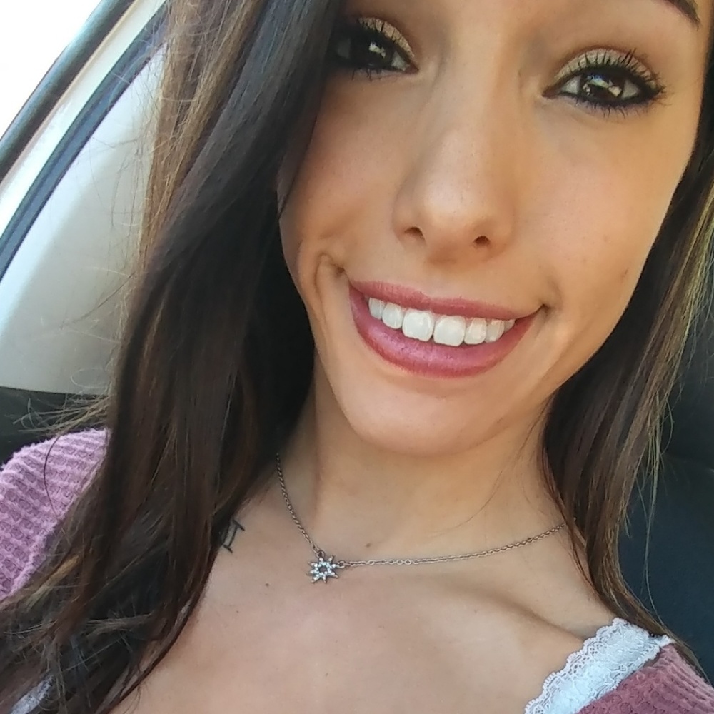 Meet your Posher, Brittney